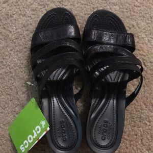 Dual Crocs Comfort sandals